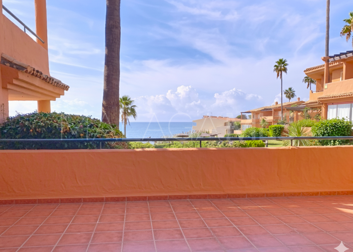 Buy town house in Bermuda Beach