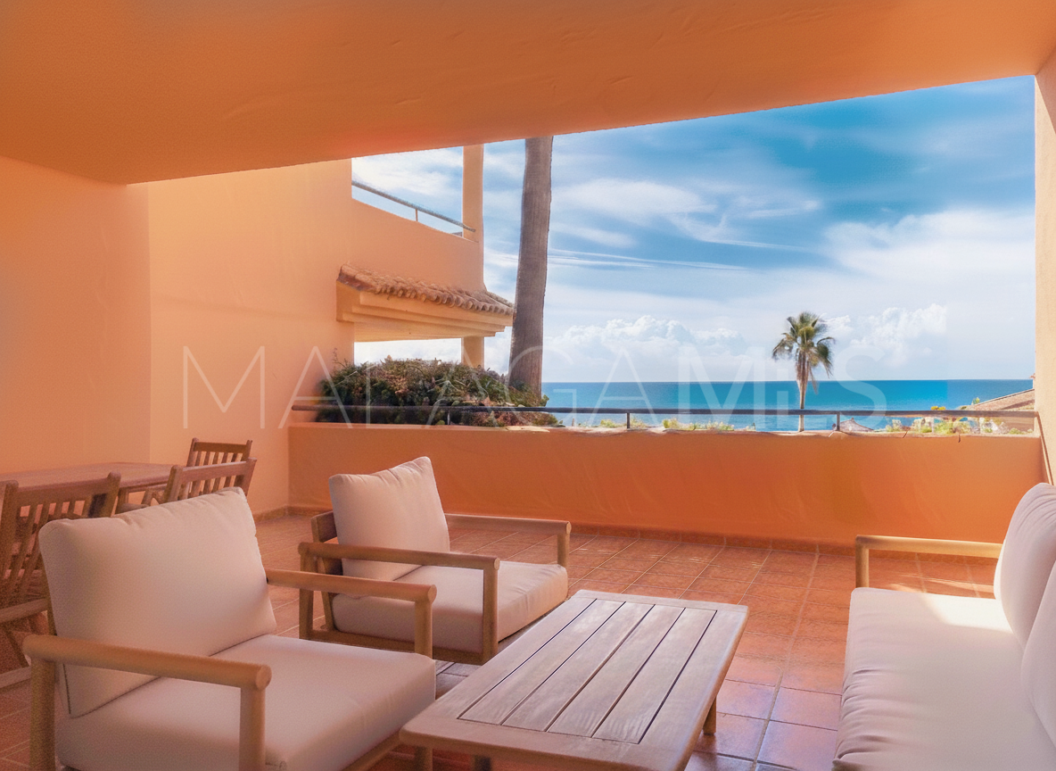 Buy town house in Bermuda Beach