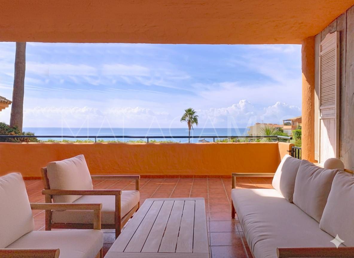 Buy town house in Bermuda Beach