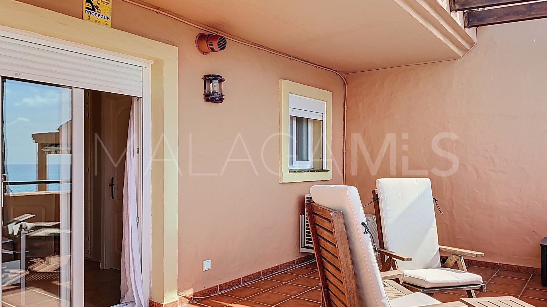 Buy town house in Bermuda Beach