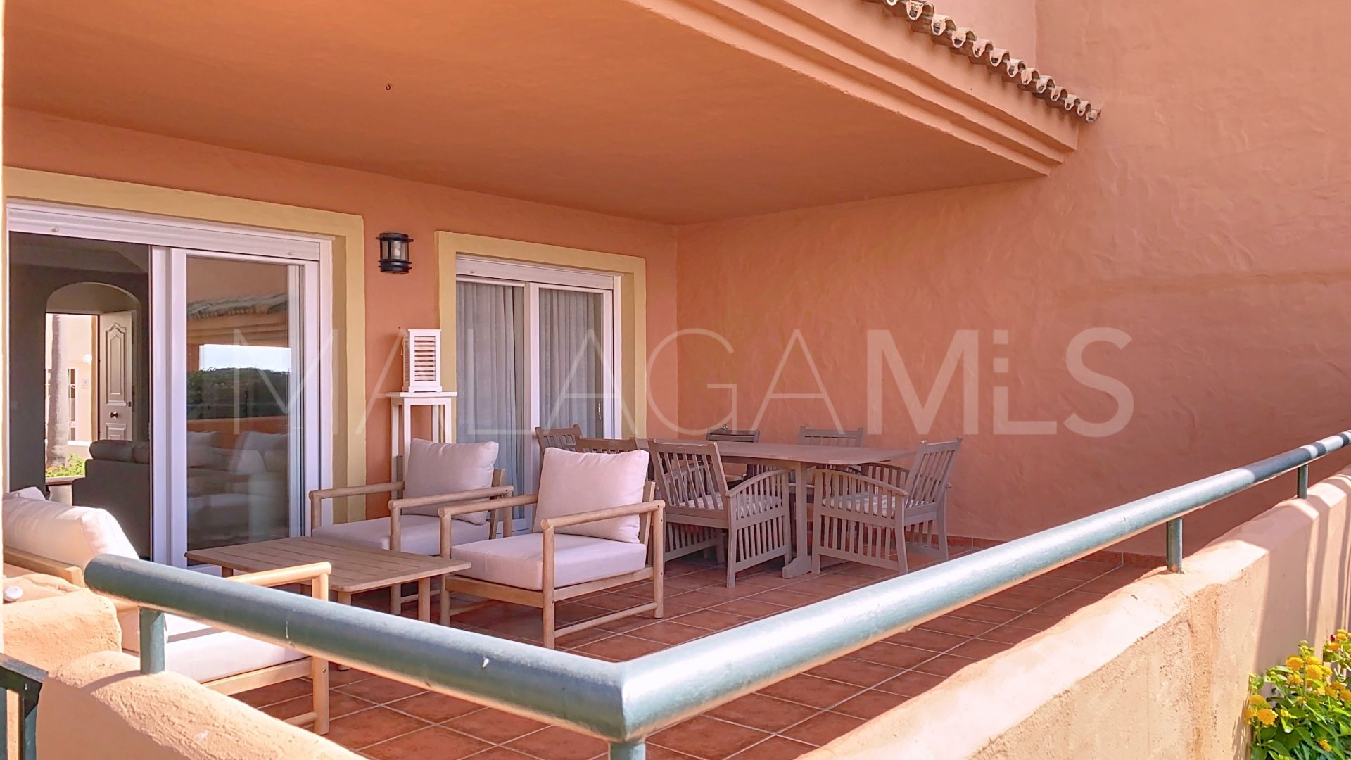 Buy town house in Bermuda Beach