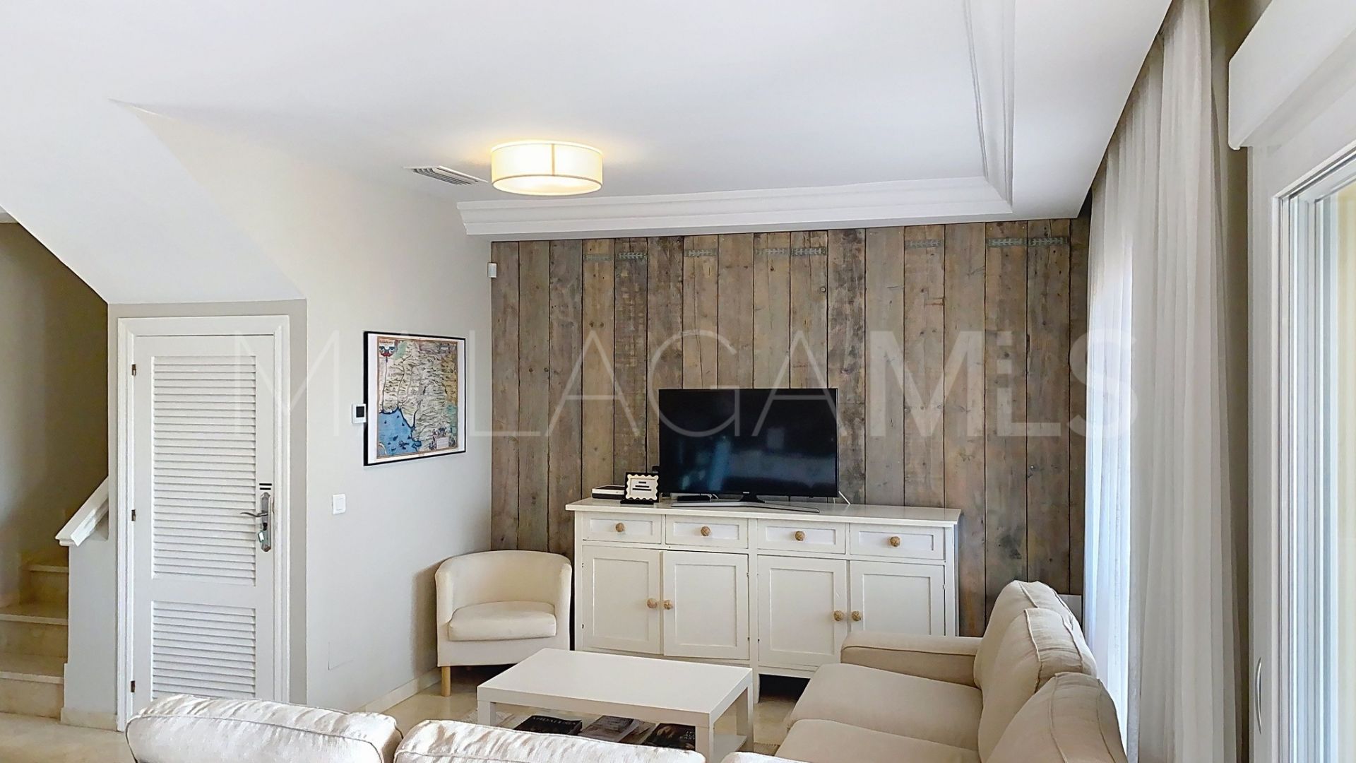 Buy town house in Bermuda Beach