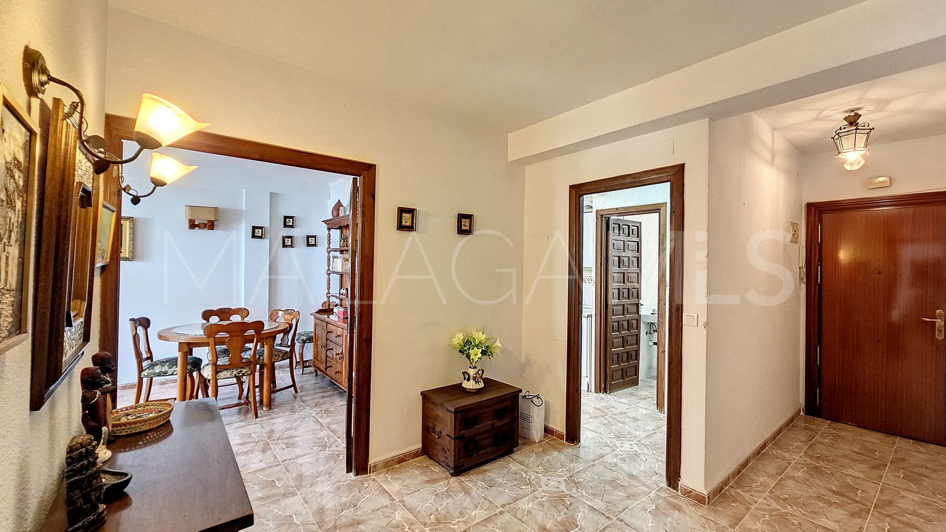 Buy 3 bedrooms apartment in Estepona Playa