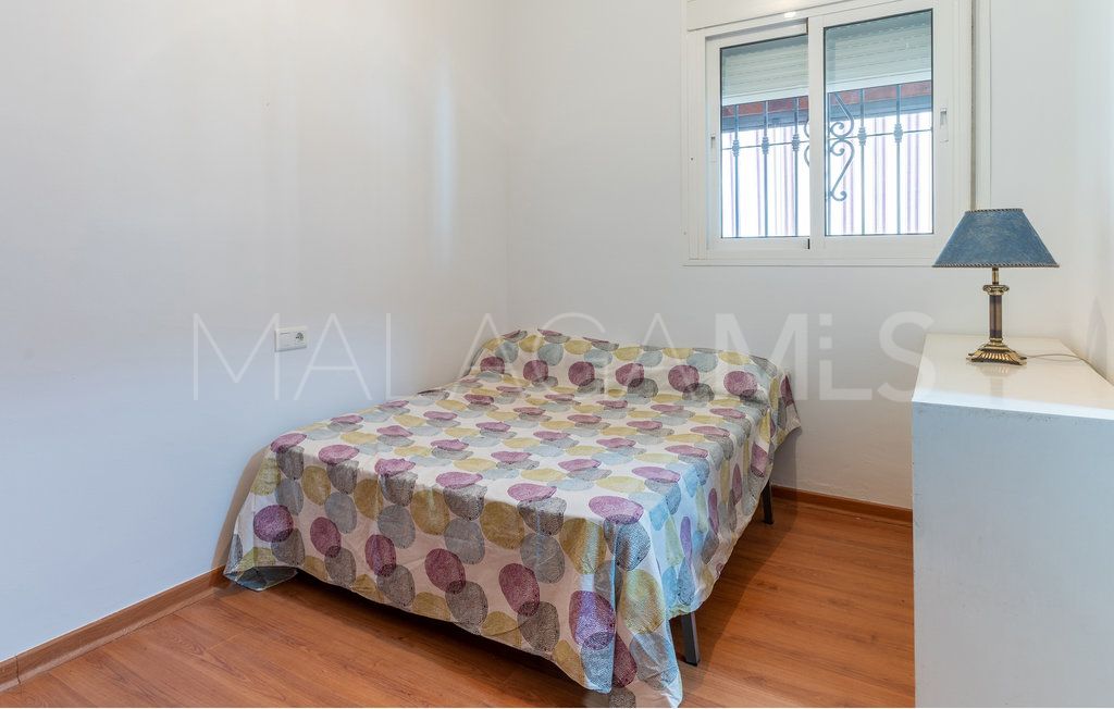 Buy 5 bedrooms country house in Estepona