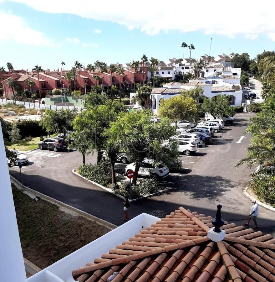 Duplex for sale in Bahía de Estepona