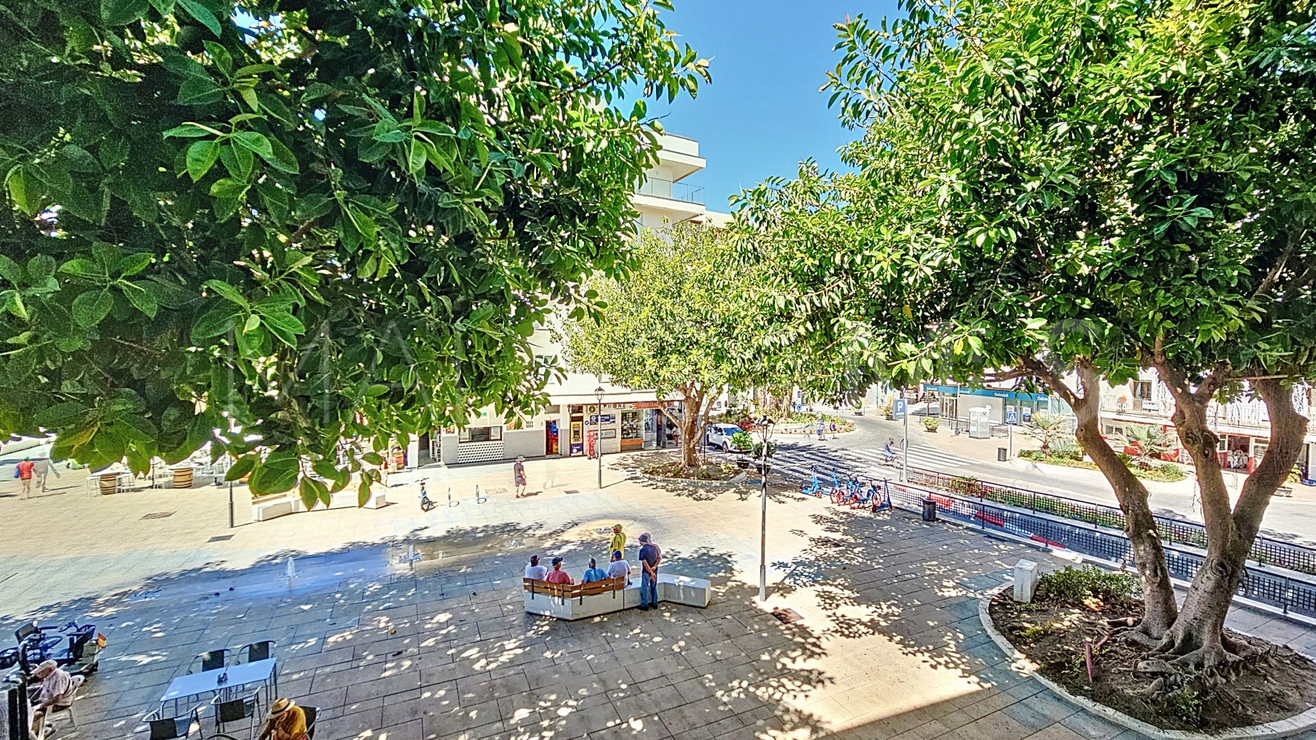 Lägenhet for sale in Estepona Stad