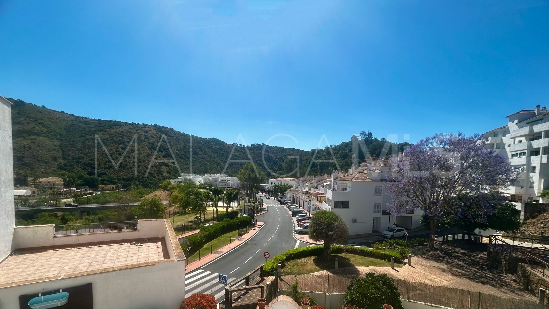 Villa for sale in Benahavis Centro
