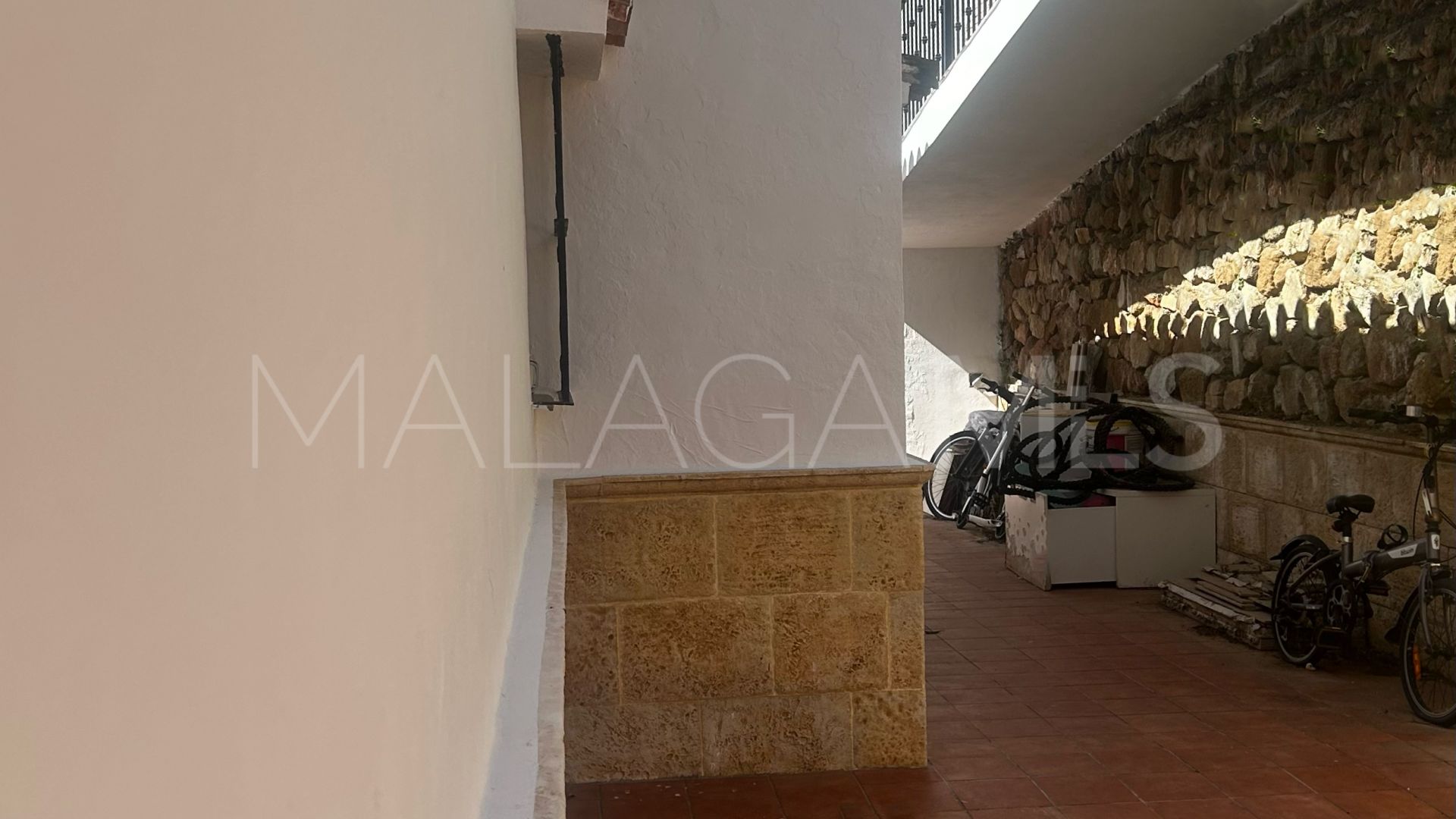 Villa for sale in Benahavis Centro