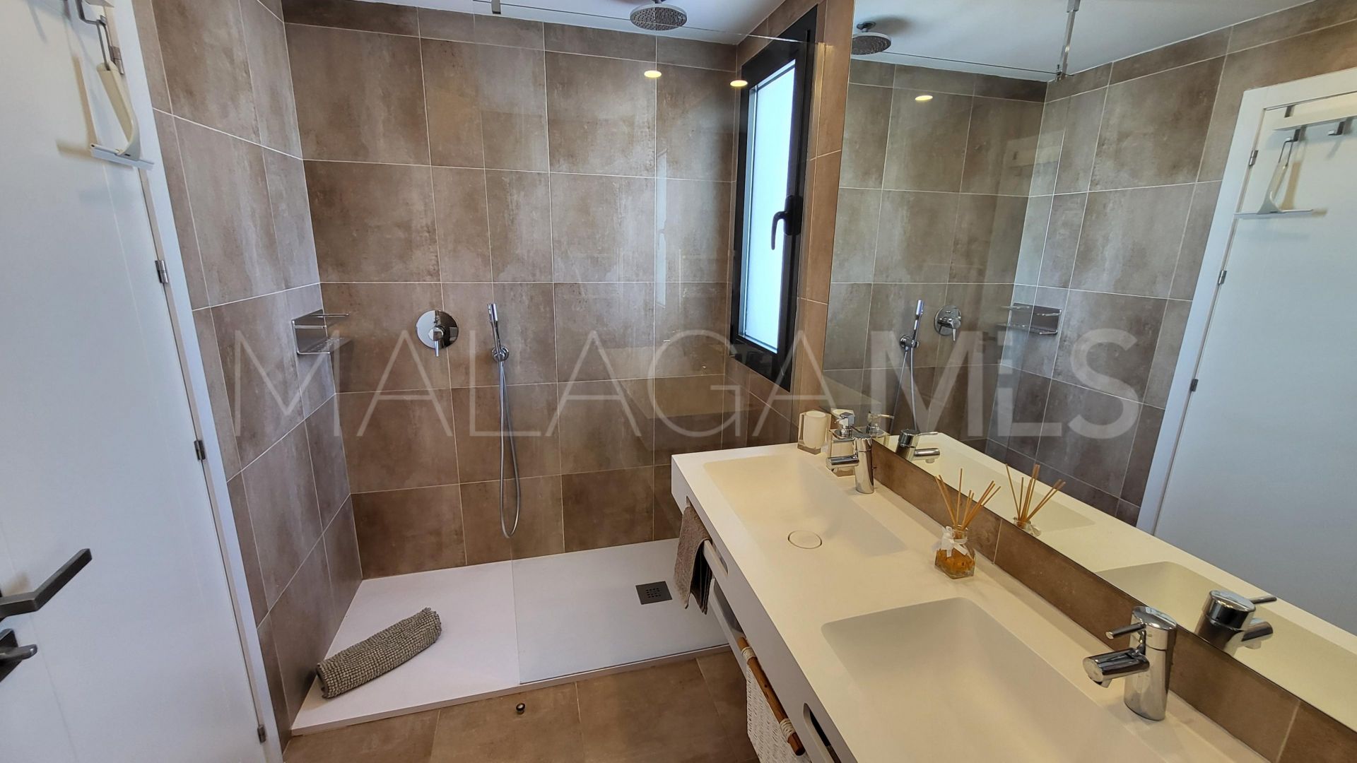 Zweistöckiges penthouse for sale in La Resina Golf