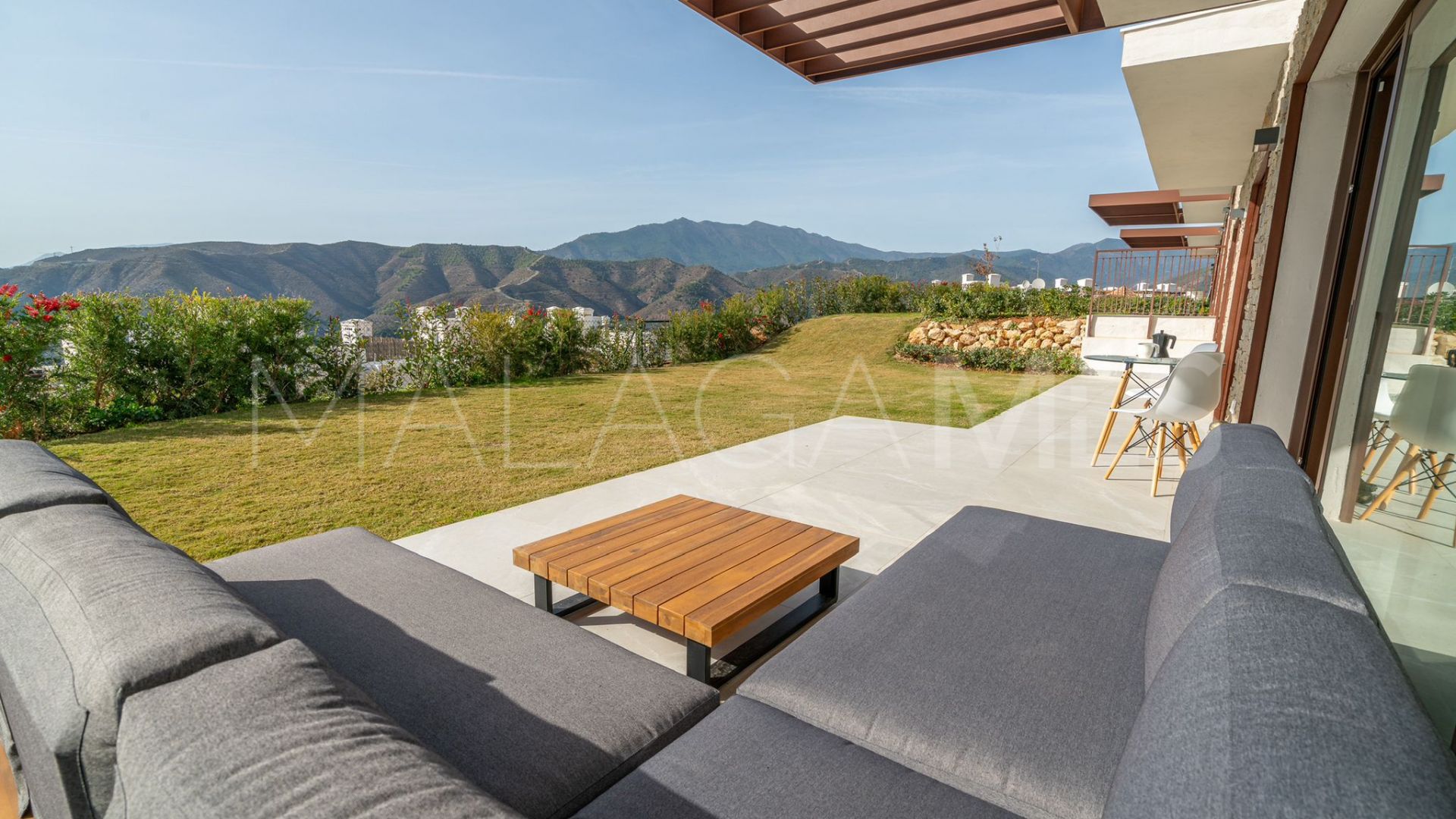 Appartement rez de chaussée for sale in Sierra Blanca Country Club