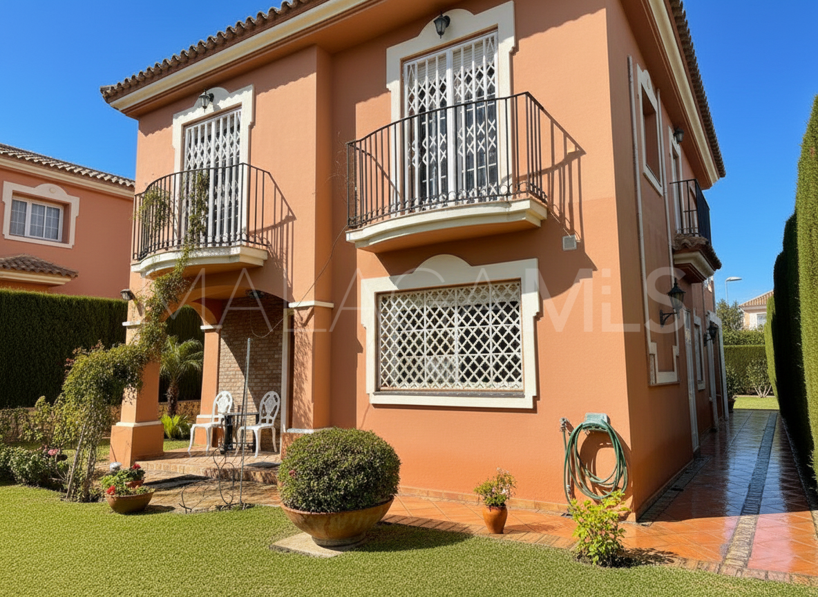 Hus i byn for sale in Atalaya