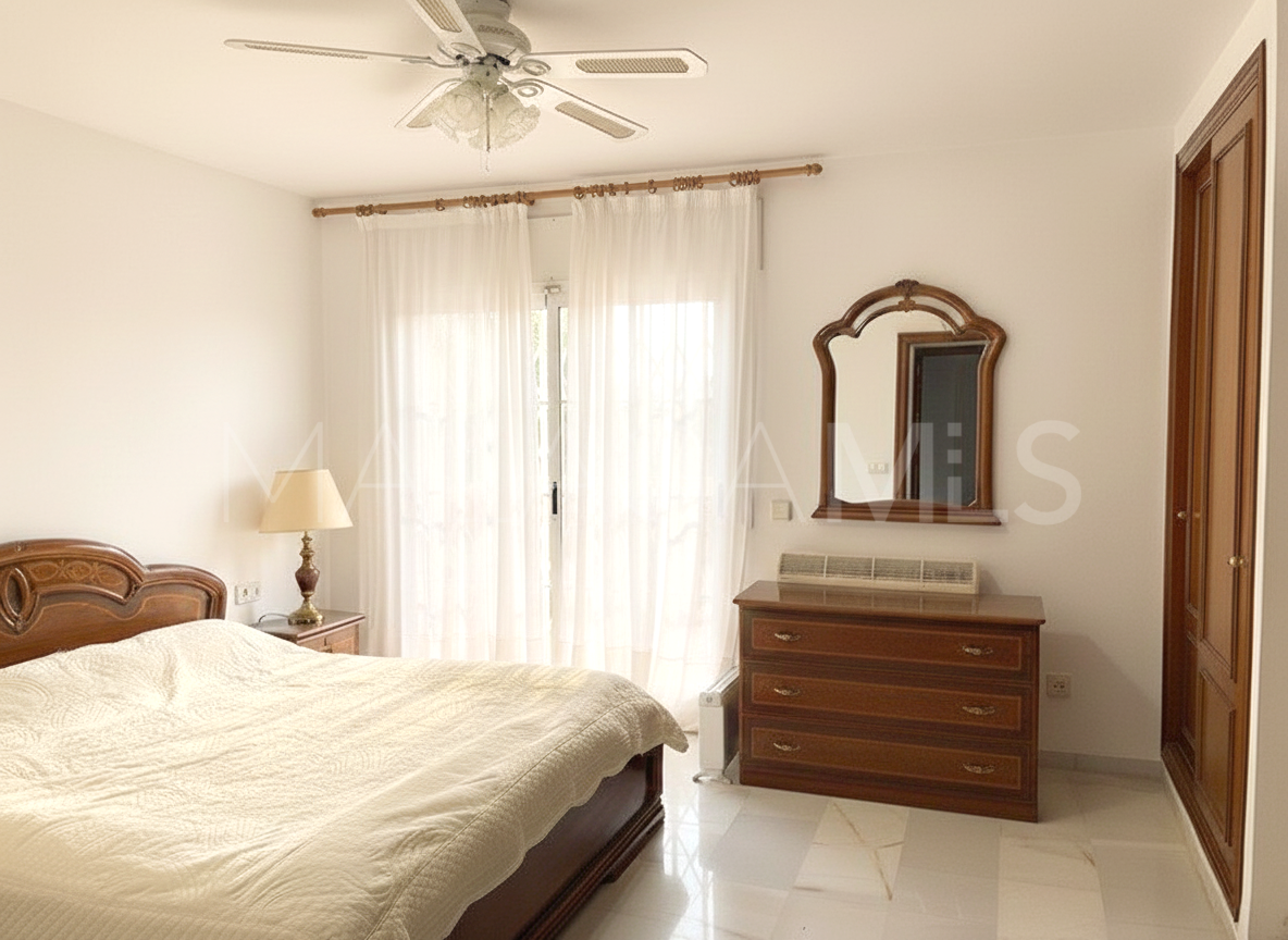 Hus i byn for sale in Atalaya