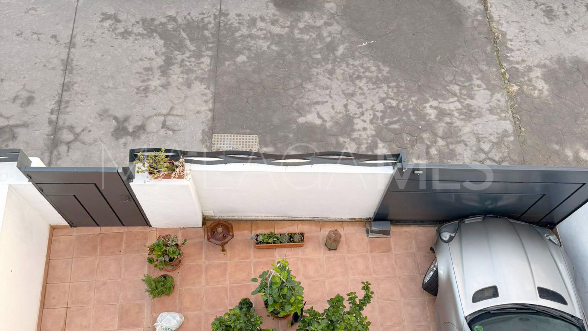 Parhus for sale in Estepona Golf