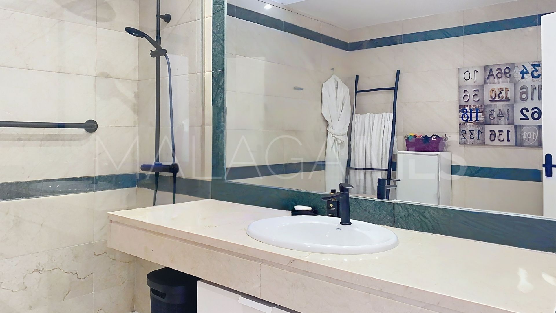 Semi detached house for sale in Estepona Golf