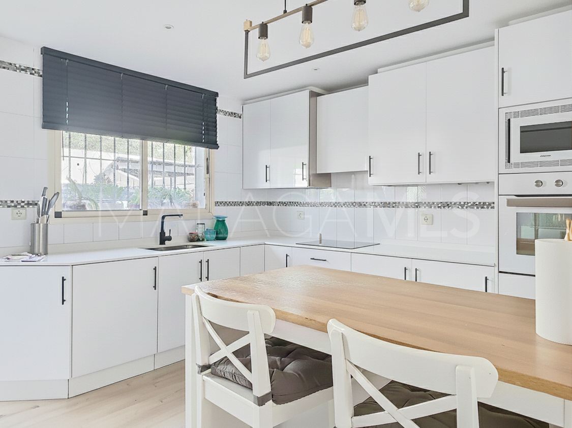 Semi detached house for sale in Estepona Golf