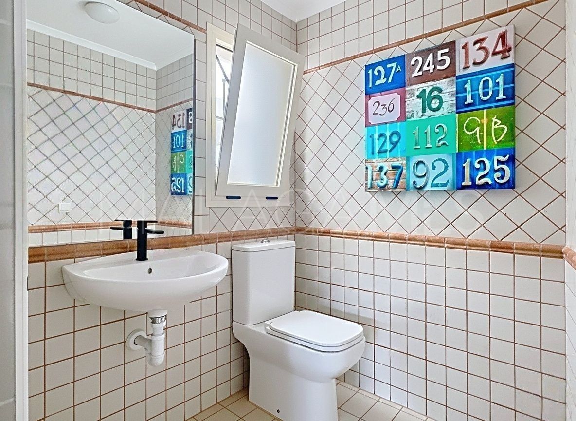 Semi detached house for sale in Estepona Golf