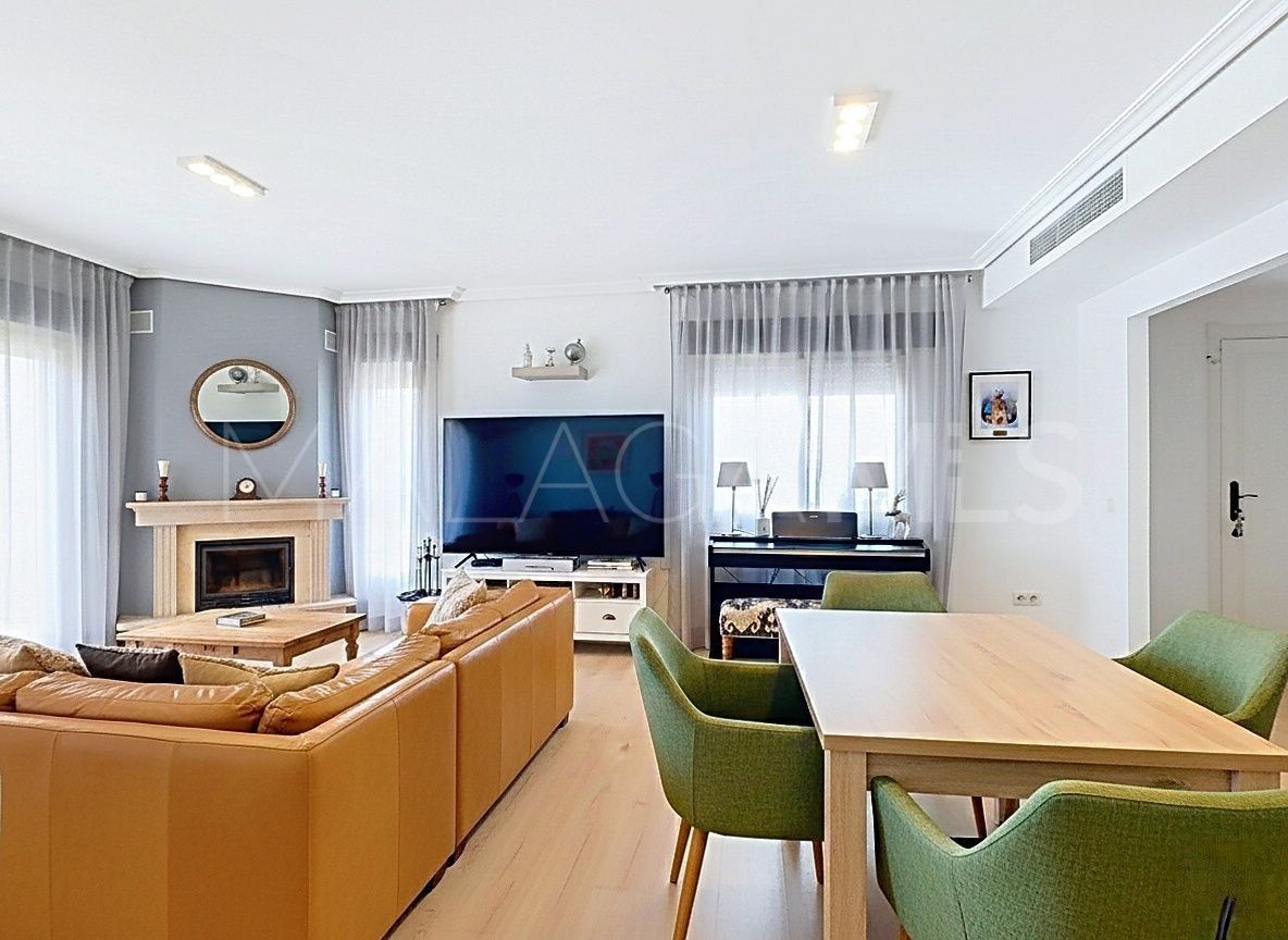 Semi detached house for sale in Estepona Golf