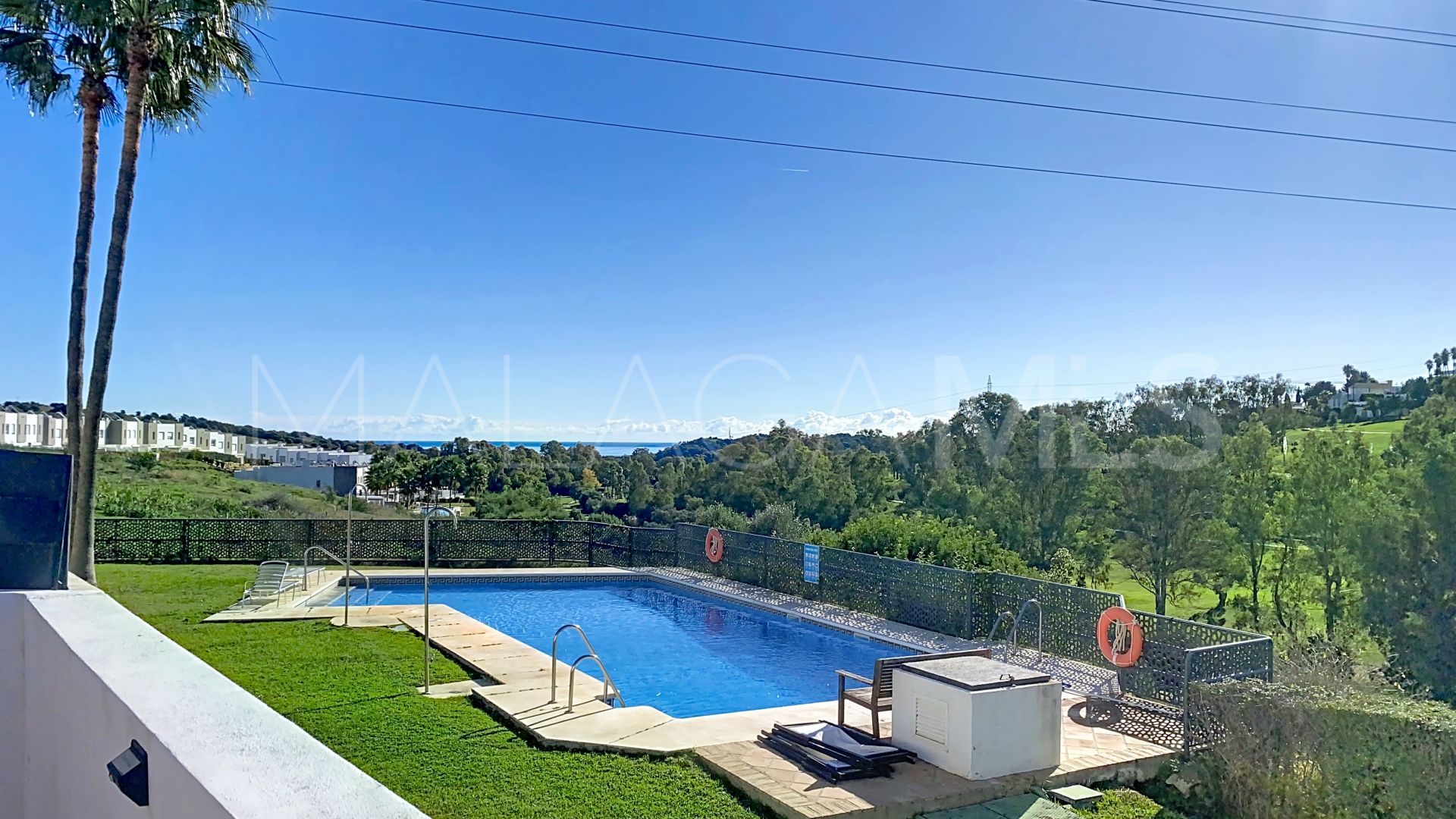 Semi detached house for sale in Estepona Golf