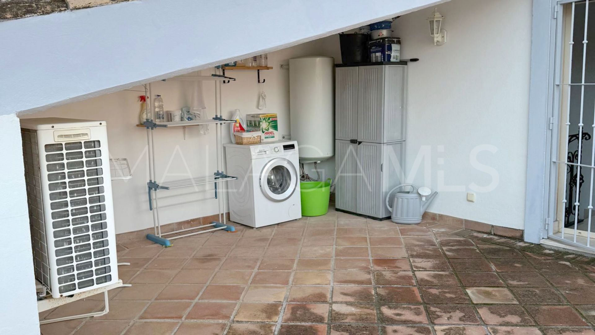 Parhus for sale in Estepona Golf