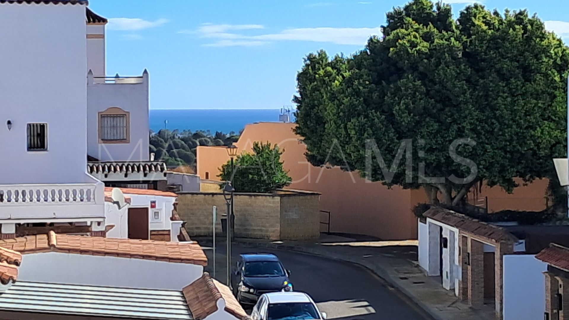 Maison jumelée for sale in Avda de Andalucia - Sierra de Estepona