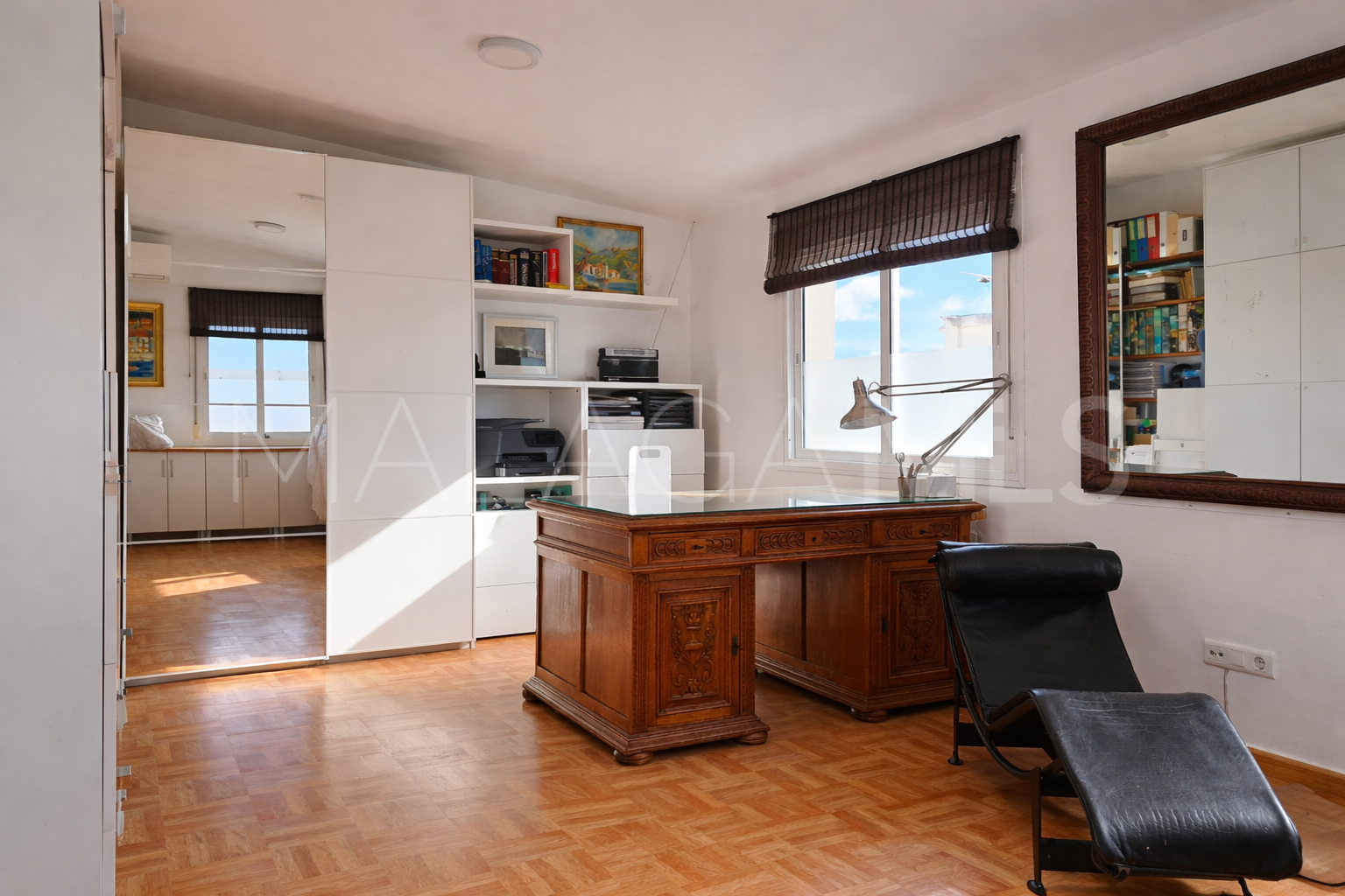 Doppelhaushälfte for sale in Avda de Andalucia - Sierra de Estepona