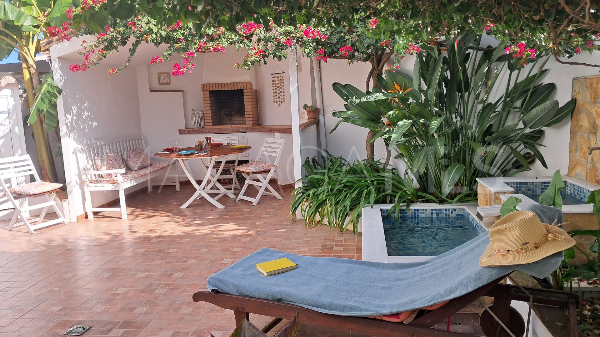 Maison jumelée for sale in Avda de Andalucia - Sierra de Estepona