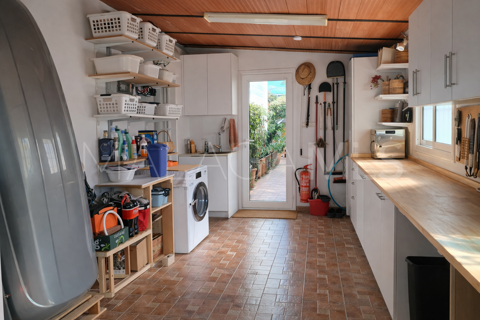 Doppelhaushälfte for sale in Avda de Andalucia - Sierra de Estepona