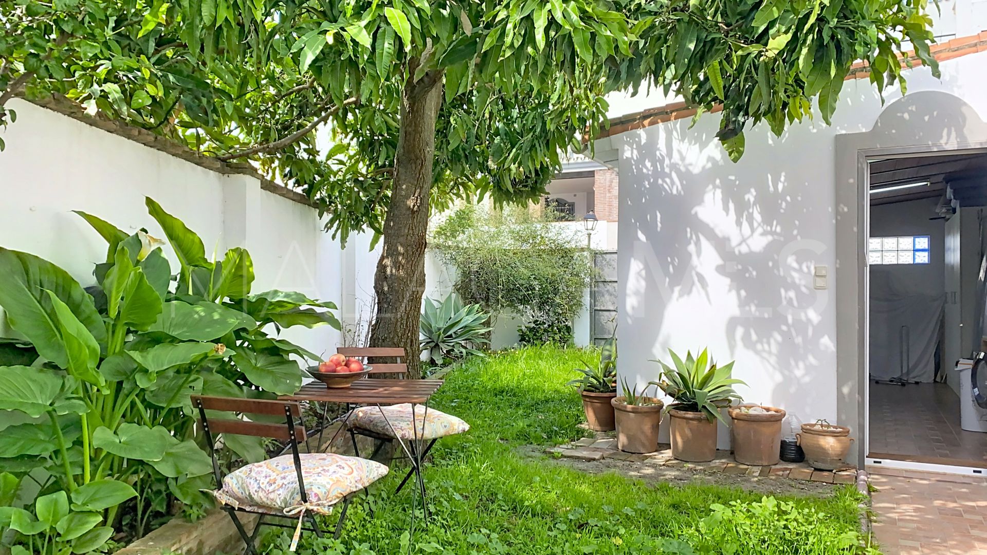 Maison jumelée for sale in Avda de Andalucia - Sierra de Estepona