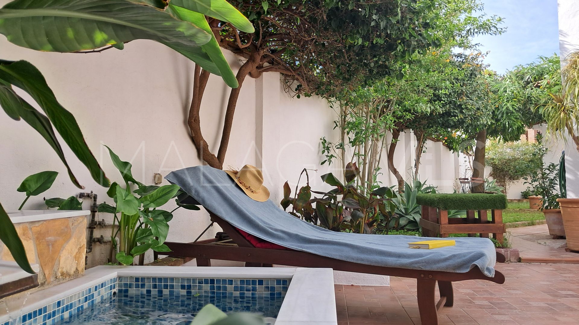 Maison jumelée for sale in Avda de Andalucia - Sierra de Estepona