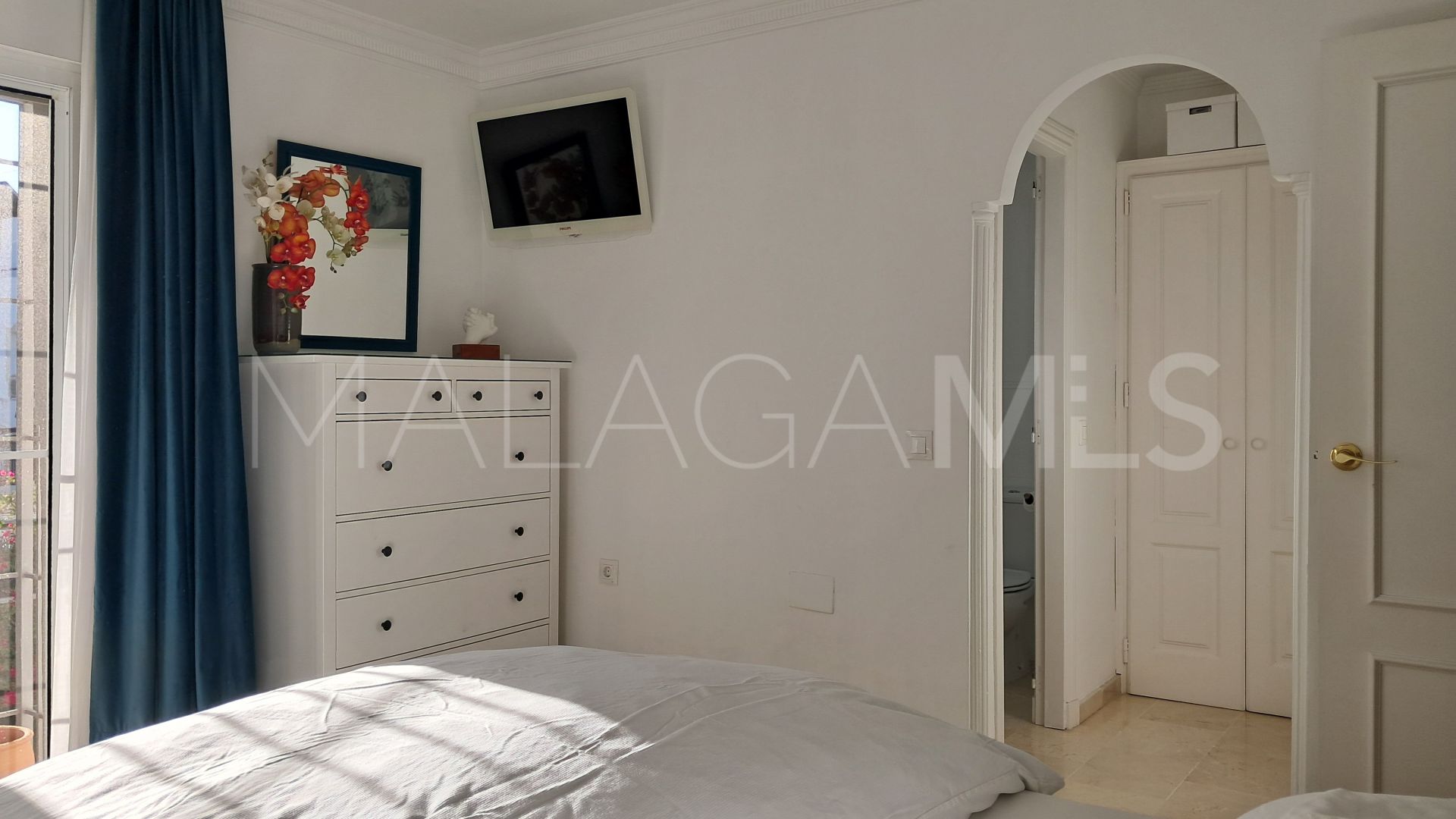 Maison jumelée for sale in Avda de Andalucia - Sierra de Estepona