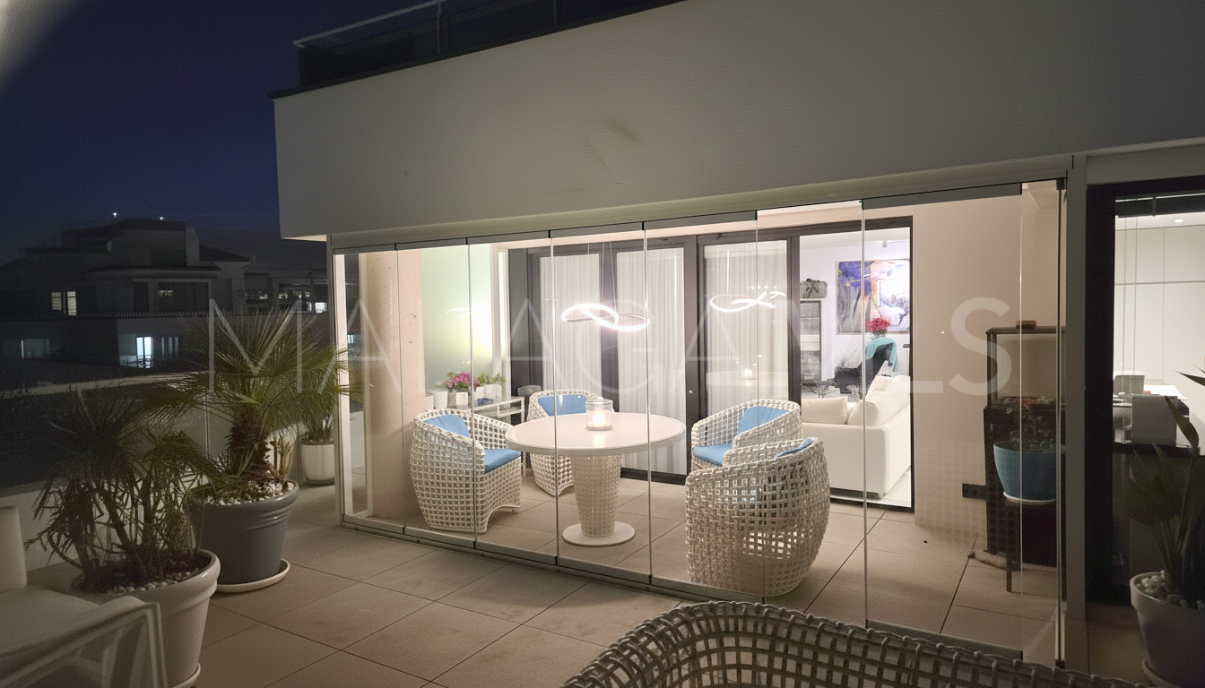 Takvåning for sale in Estepona Centre