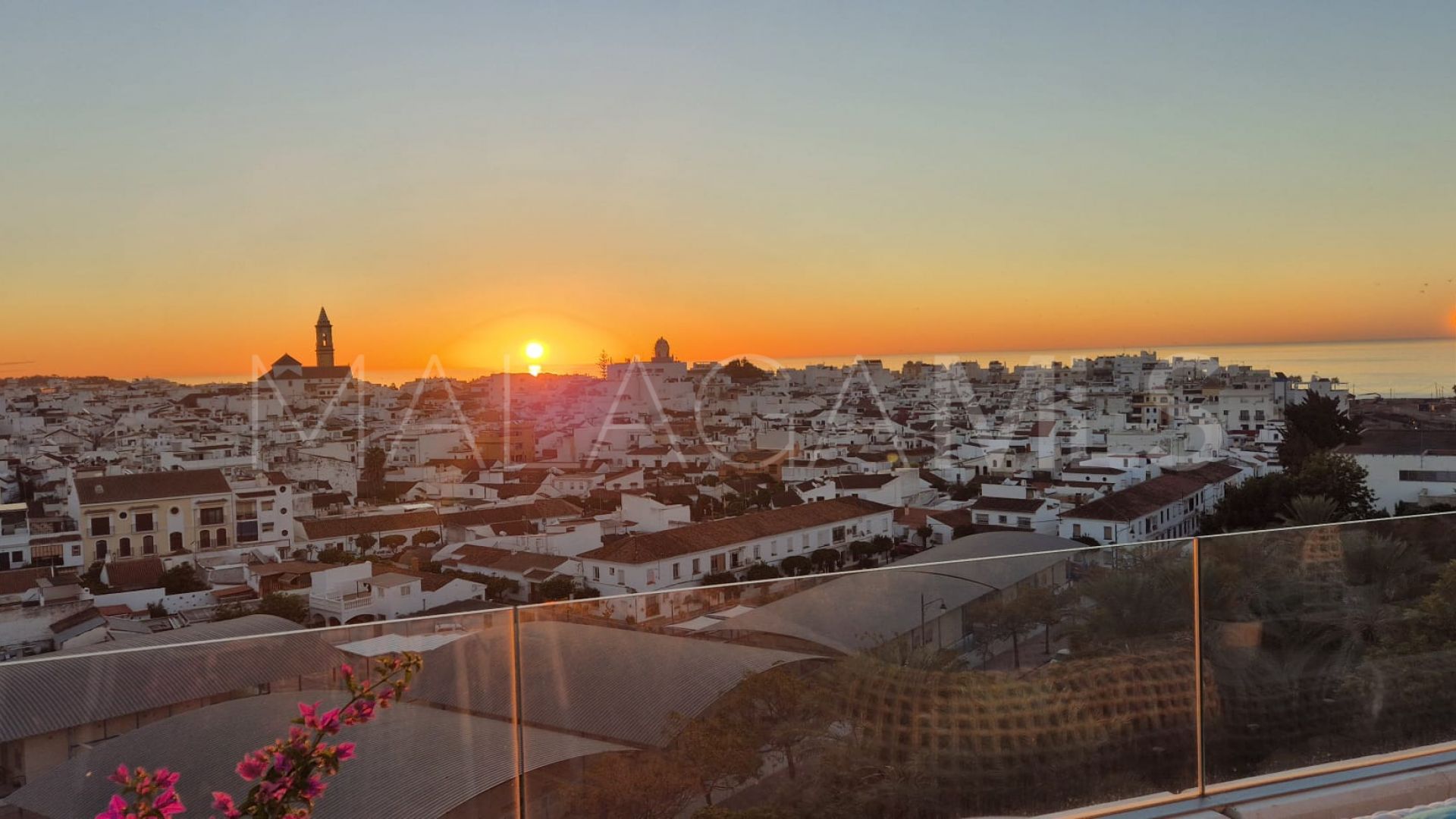 Takvåning for sale in Estepona Centre