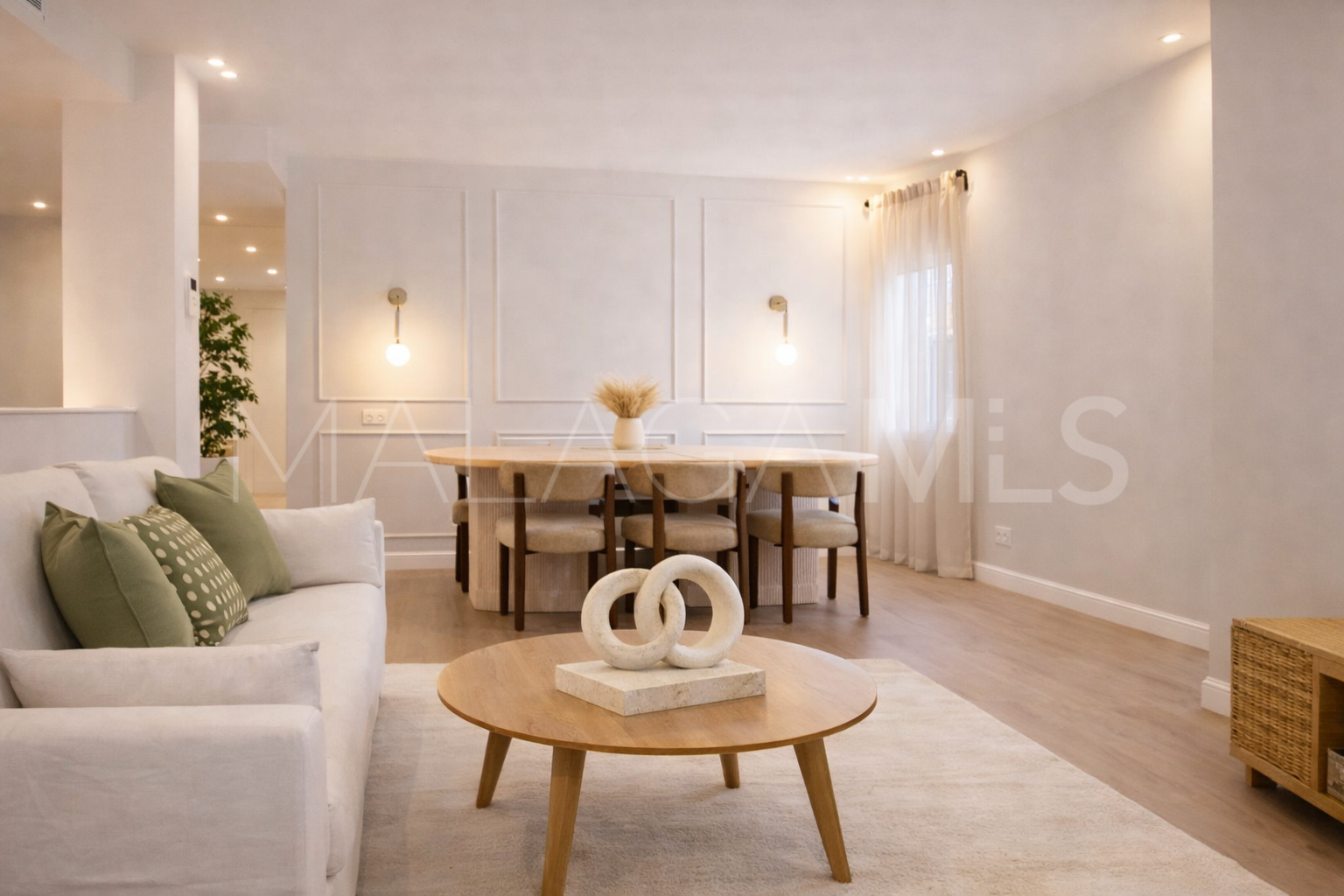 Buy Estepona Puerto 3 bedrooms ground floor apartment