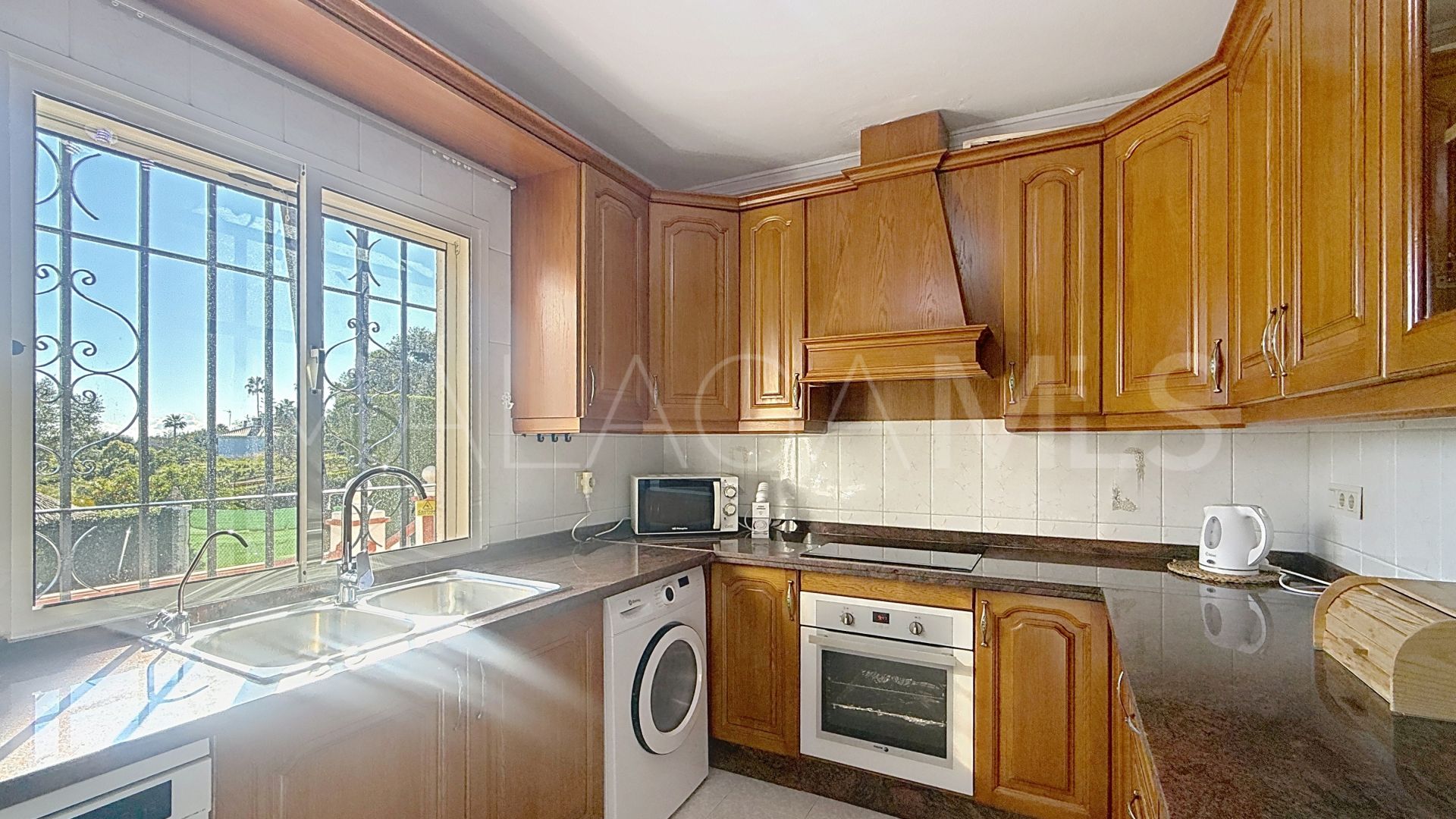 3 bedrooms country house in La Alberdina for sale