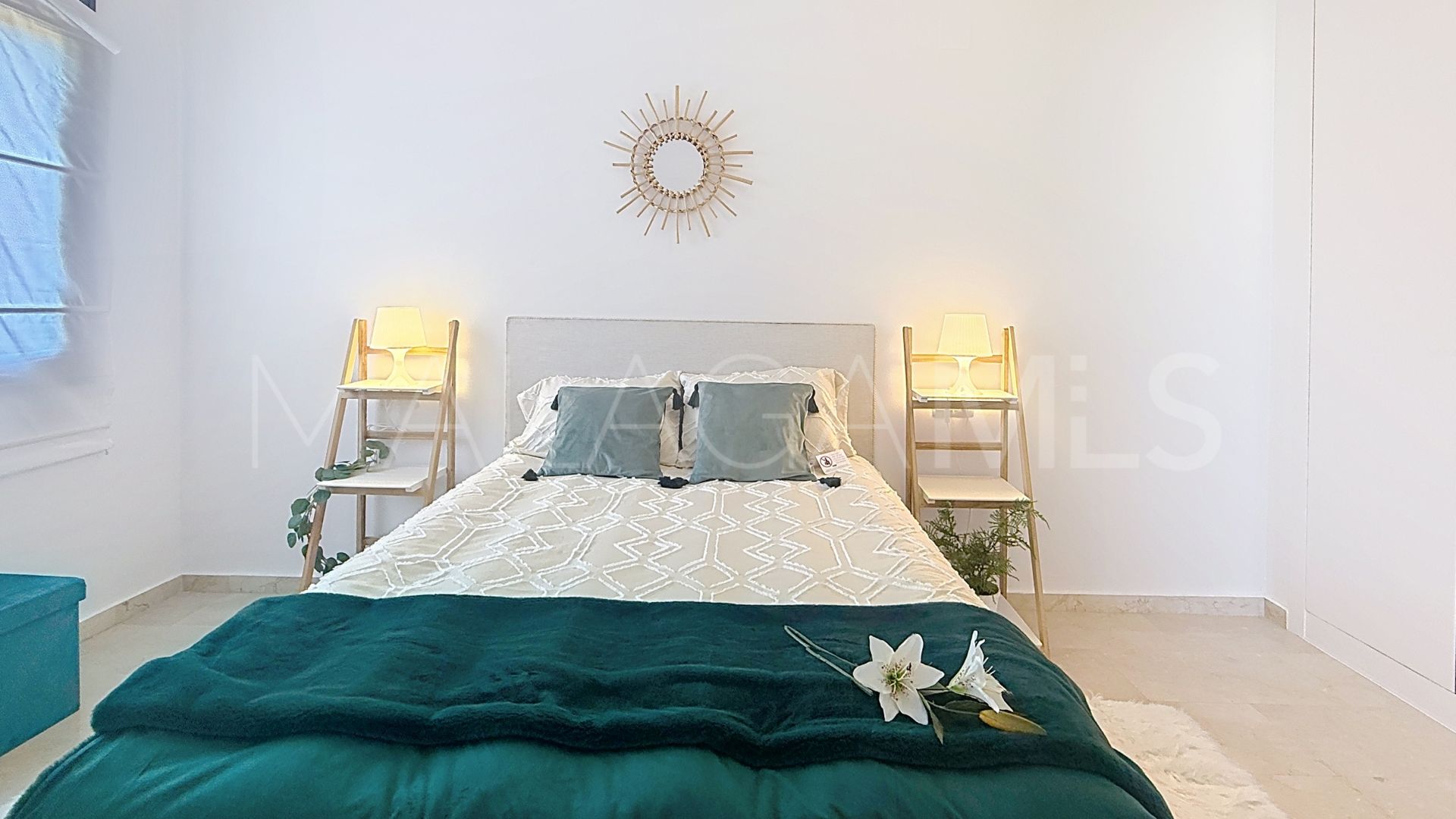 Apartamento for sale with 2 bedrooms in Estepona Puerto