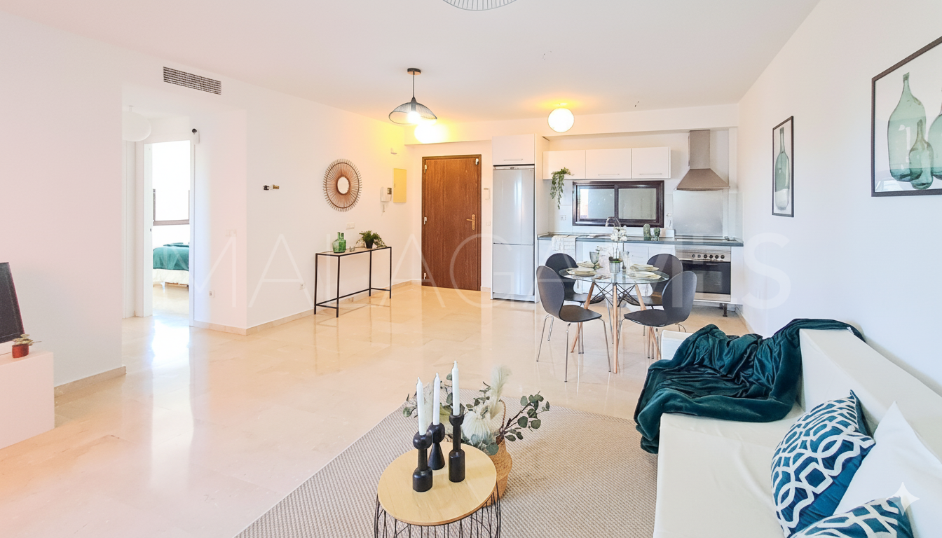 Apartamento for sale with 2 bedrooms in Estepona Puerto