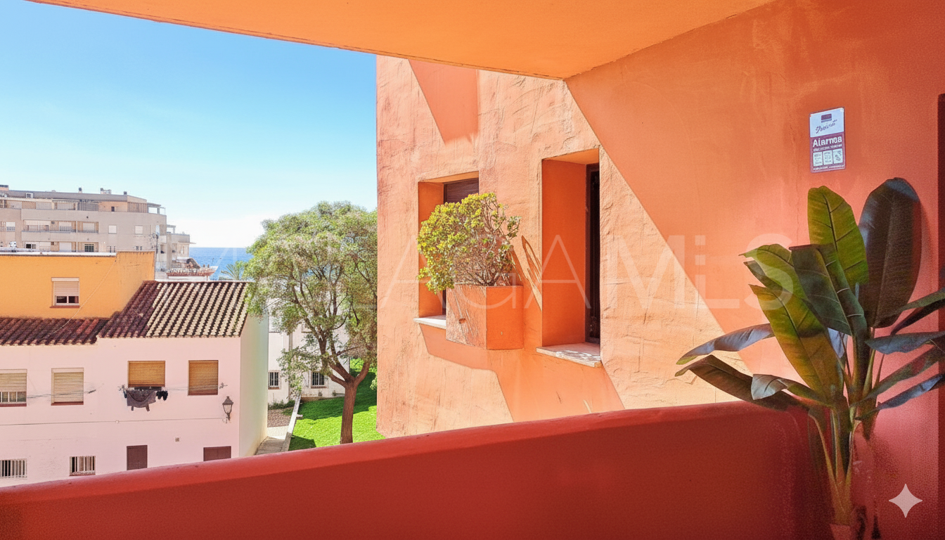 Apartamento for sale with 2 bedrooms in Estepona Puerto