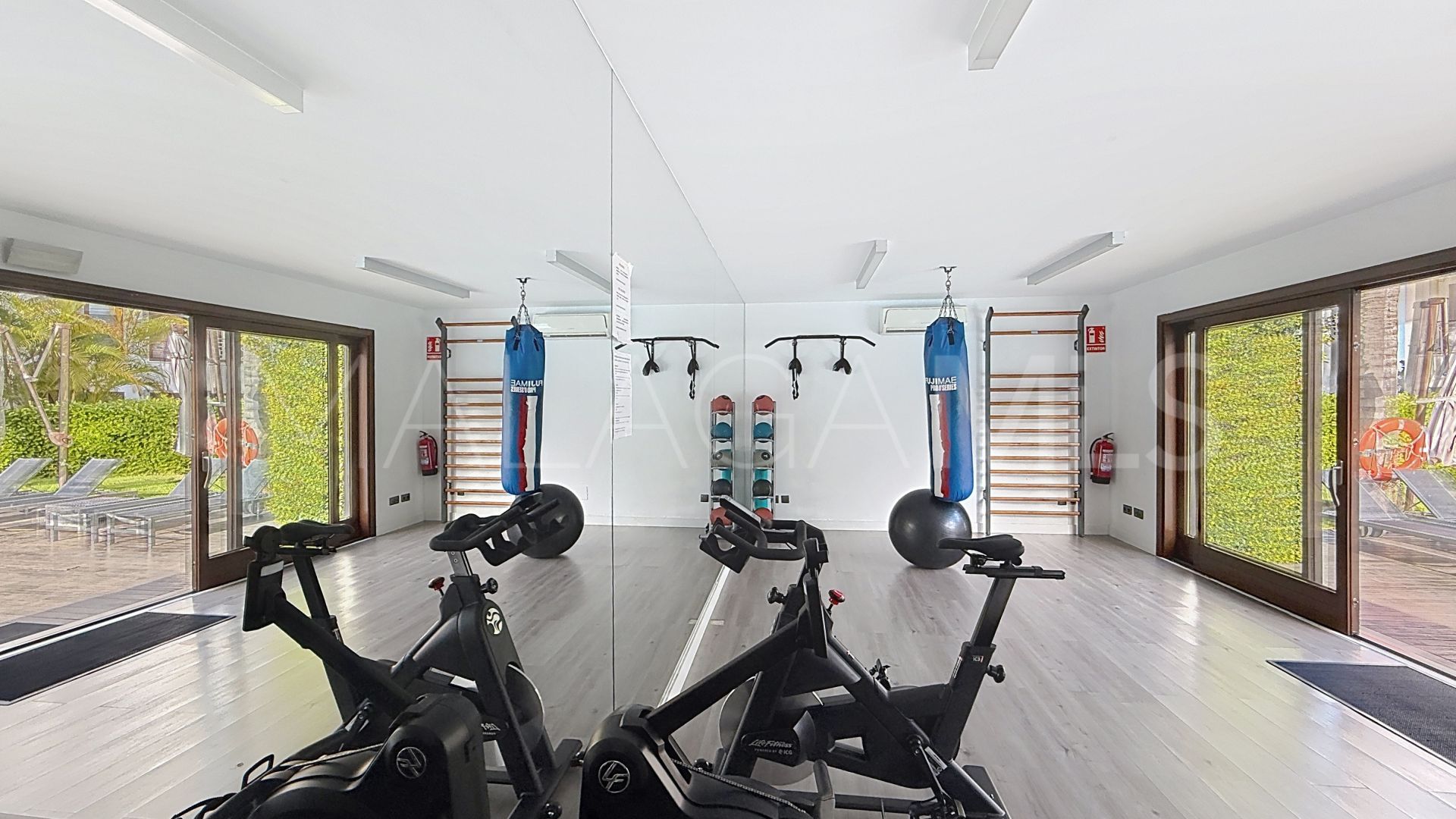 For sale 2 bedrooms ground floor apartment in Doncella Beach