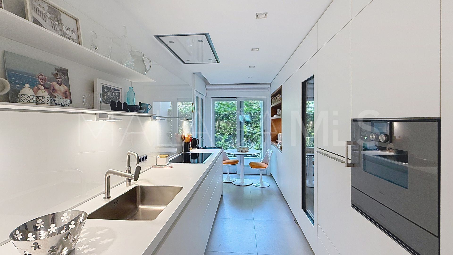 For sale 2 bedrooms ground floor apartment in Doncella Beach