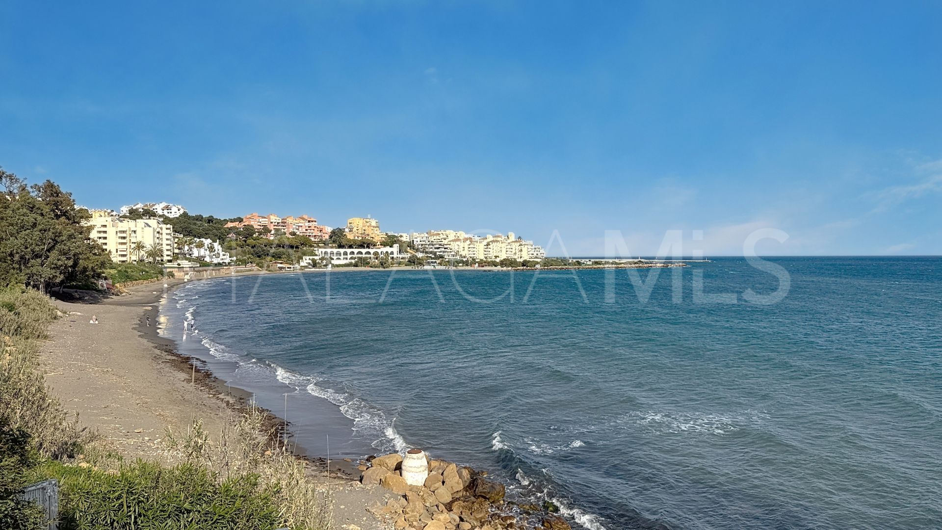 For sale 2 bedrooms ground floor apartment in Doncella Beach