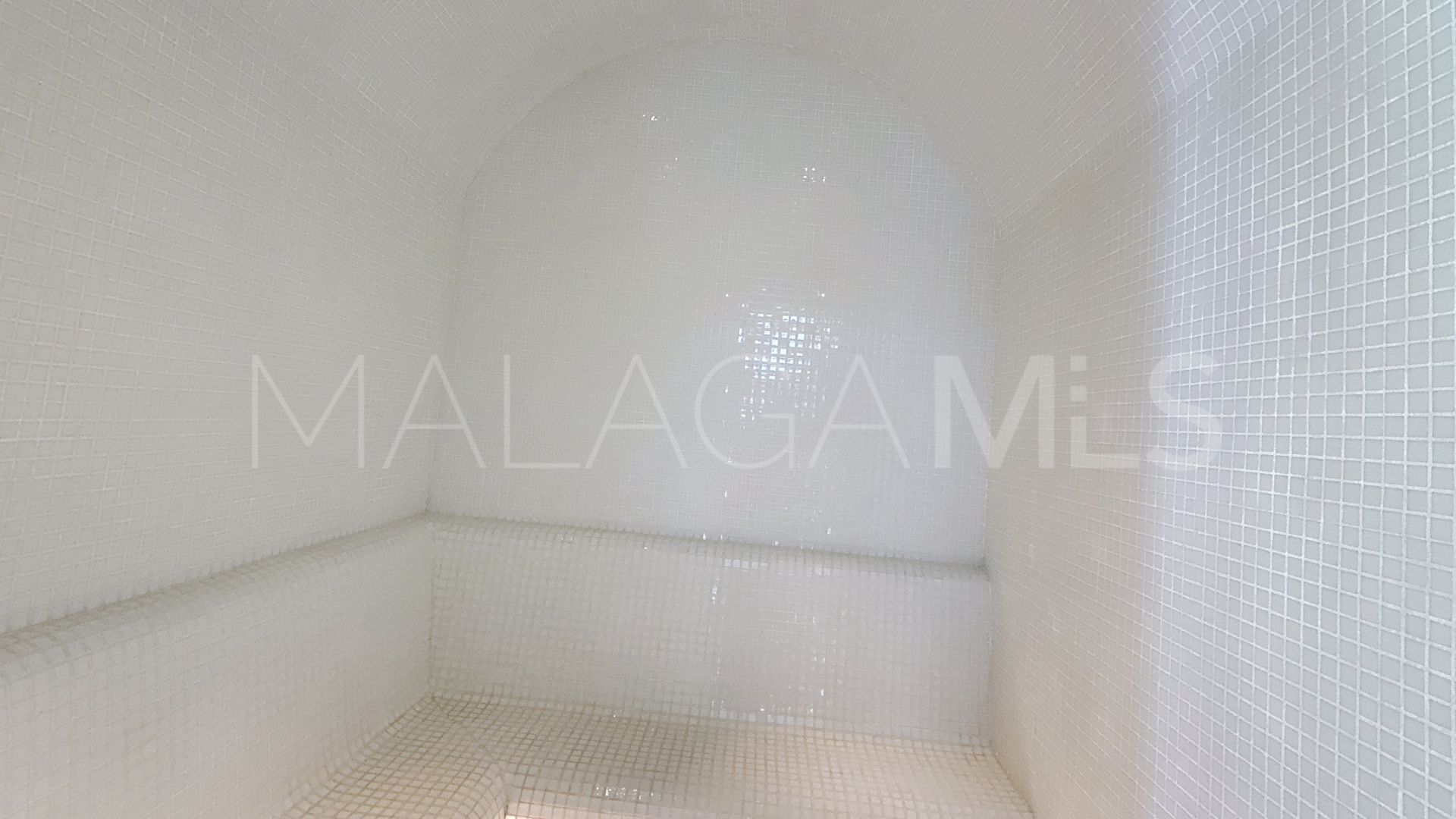 For sale 2 bedrooms ground floor apartment in Doncella Beach