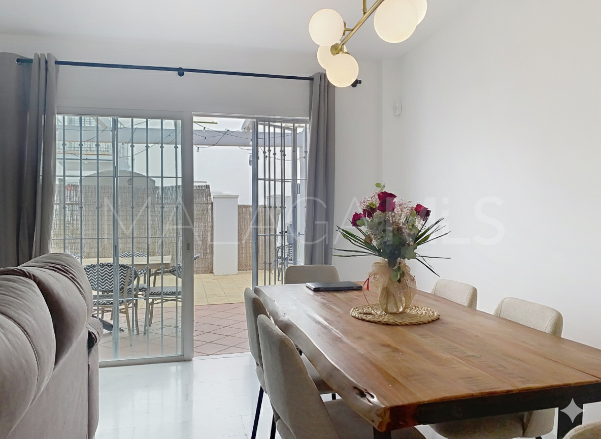 Maison de ville for sale in Atalaya Golf