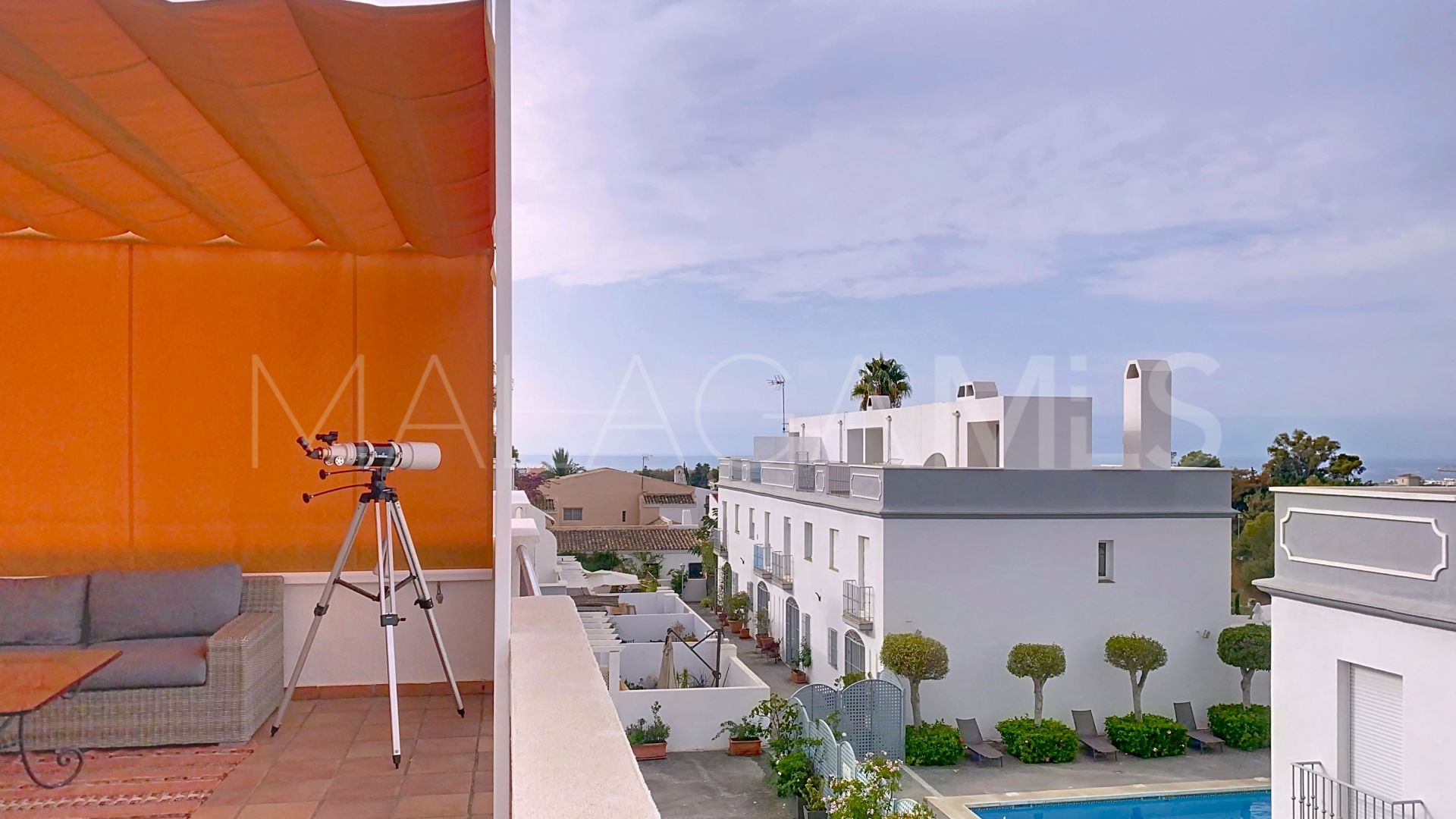 Maison de ville for sale in Atalaya Golf