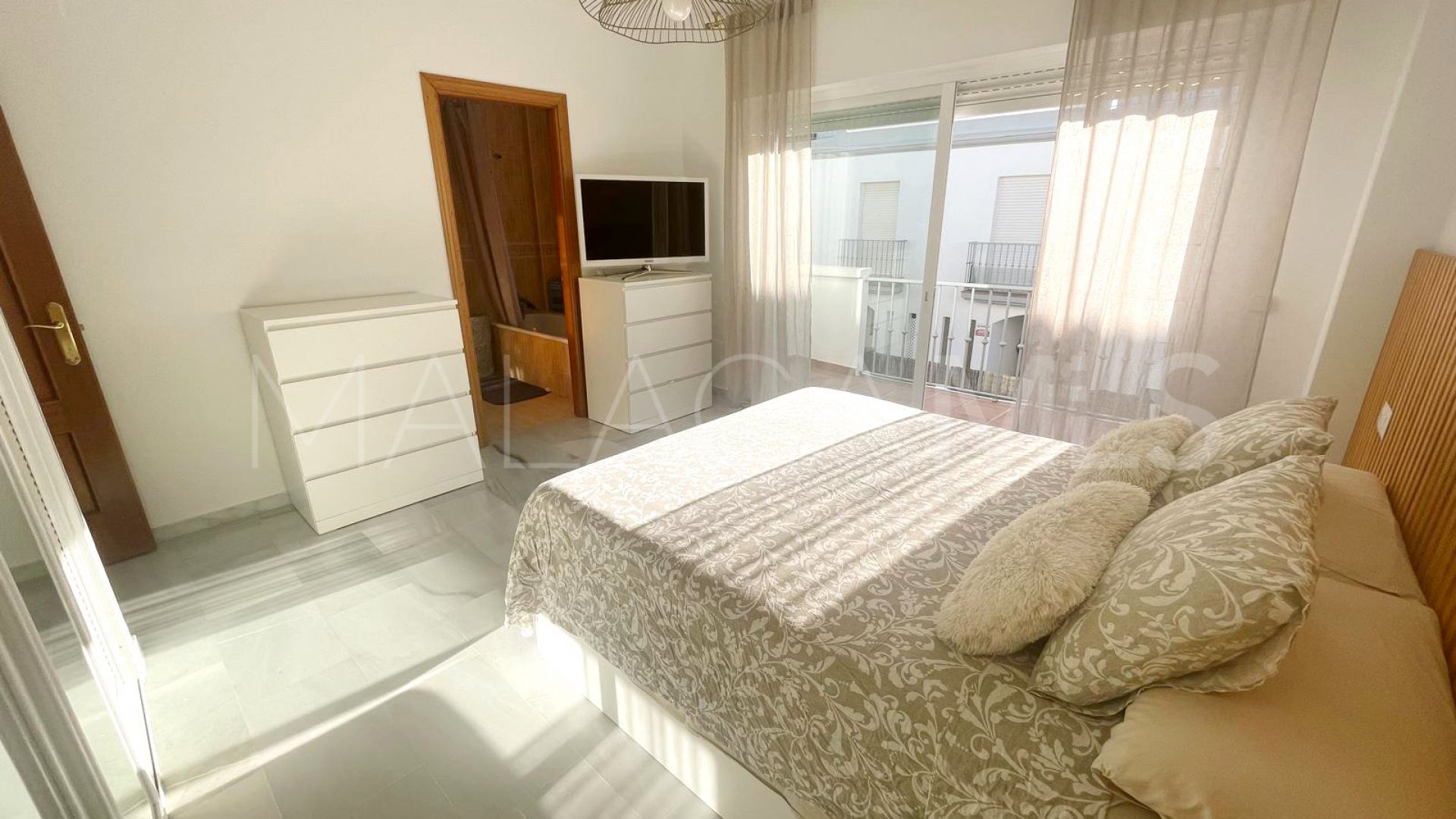 Maison de ville for sale in Atalaya Golf