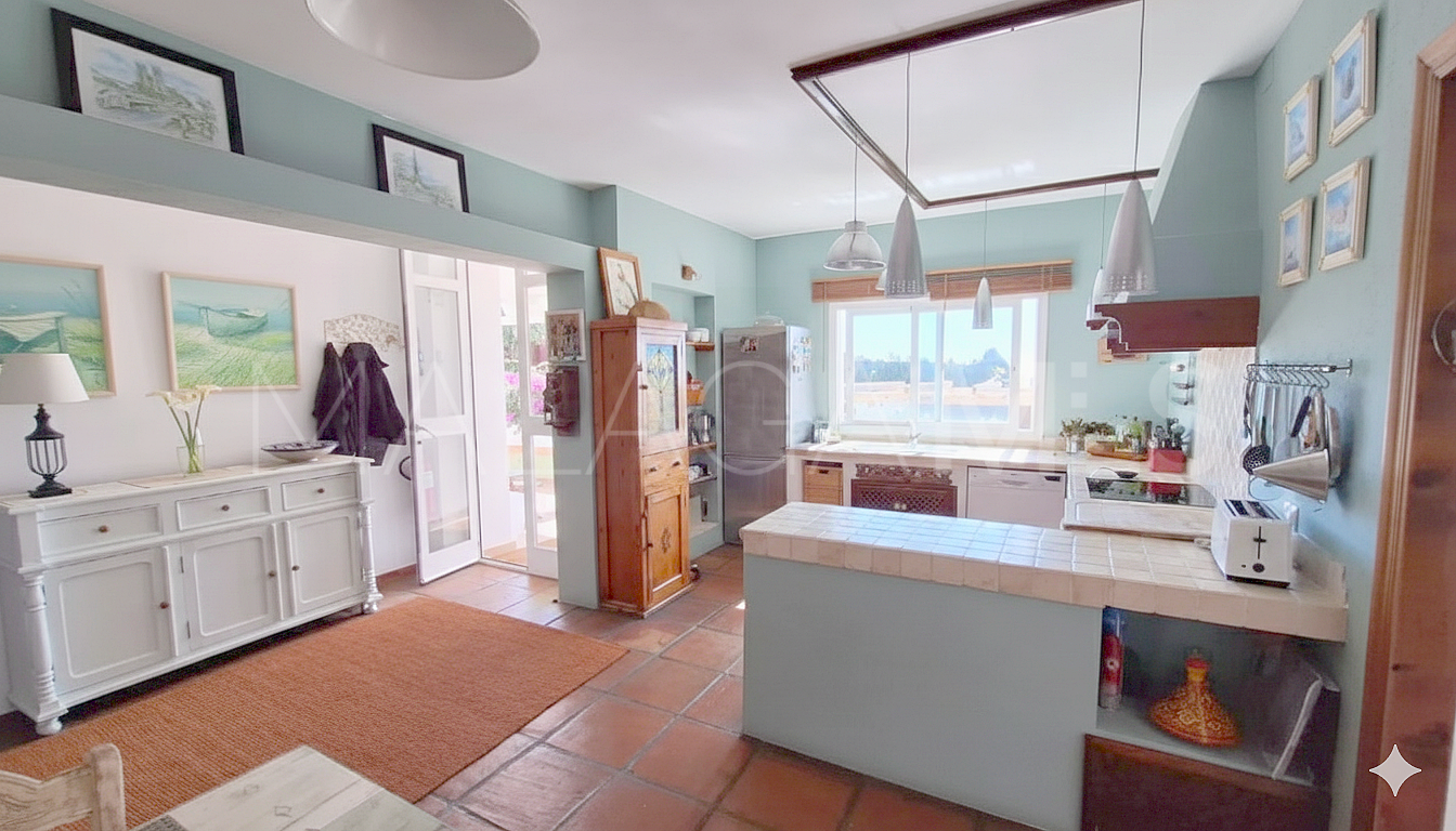 Villa for sale in Estepona Ouest