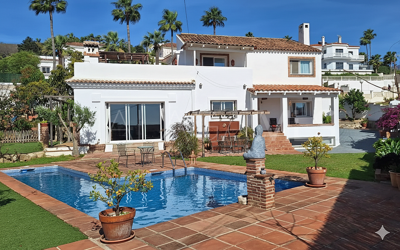 Villa for sale in Estepona Ouest
