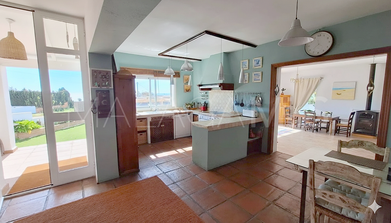 Villa for sale in Estepona Ouest