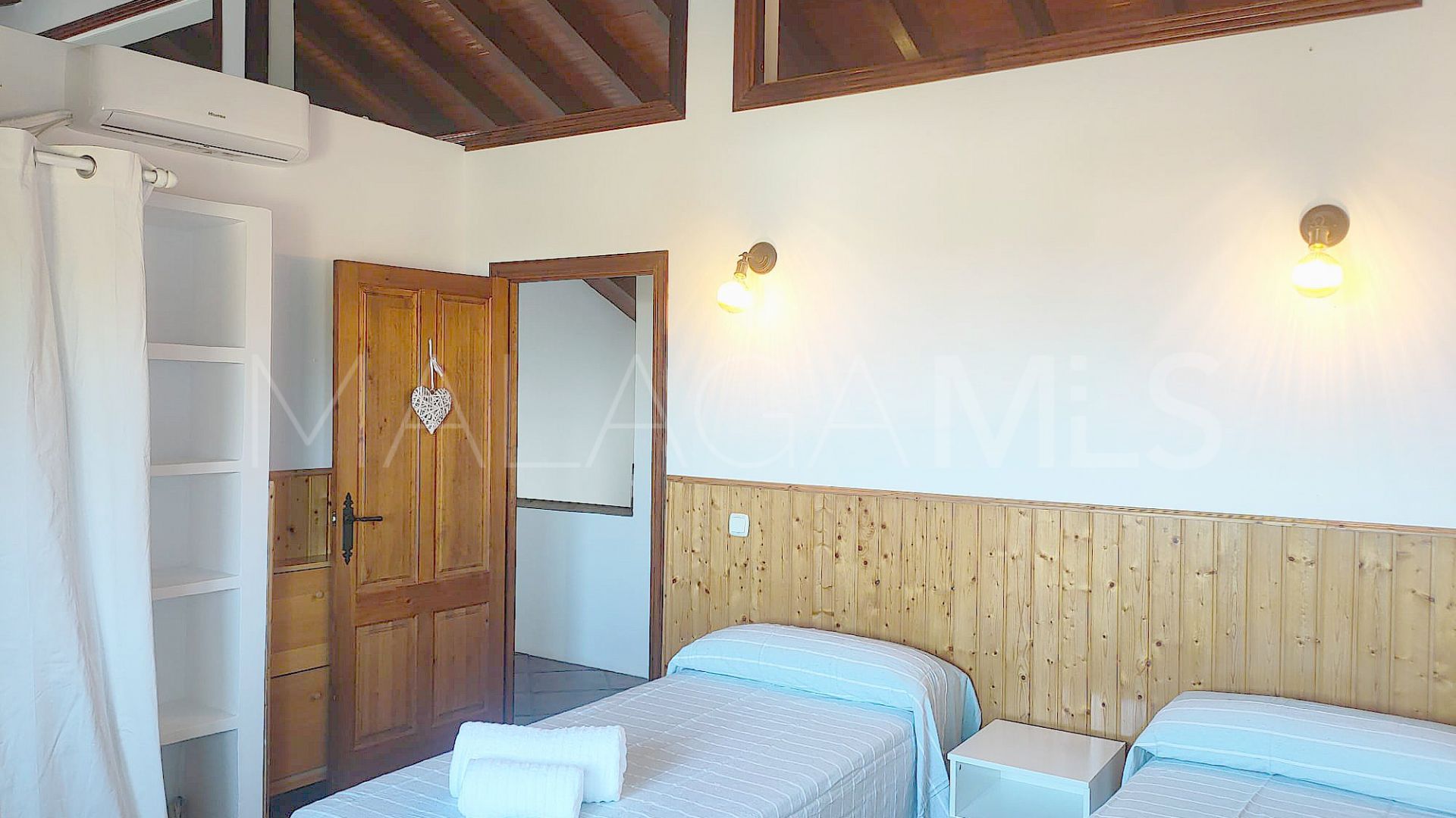 Villa for sale in Estepona Ouest
