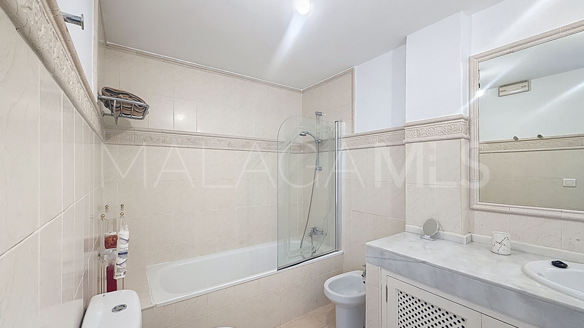 For sale apartment in Bermuda Beach