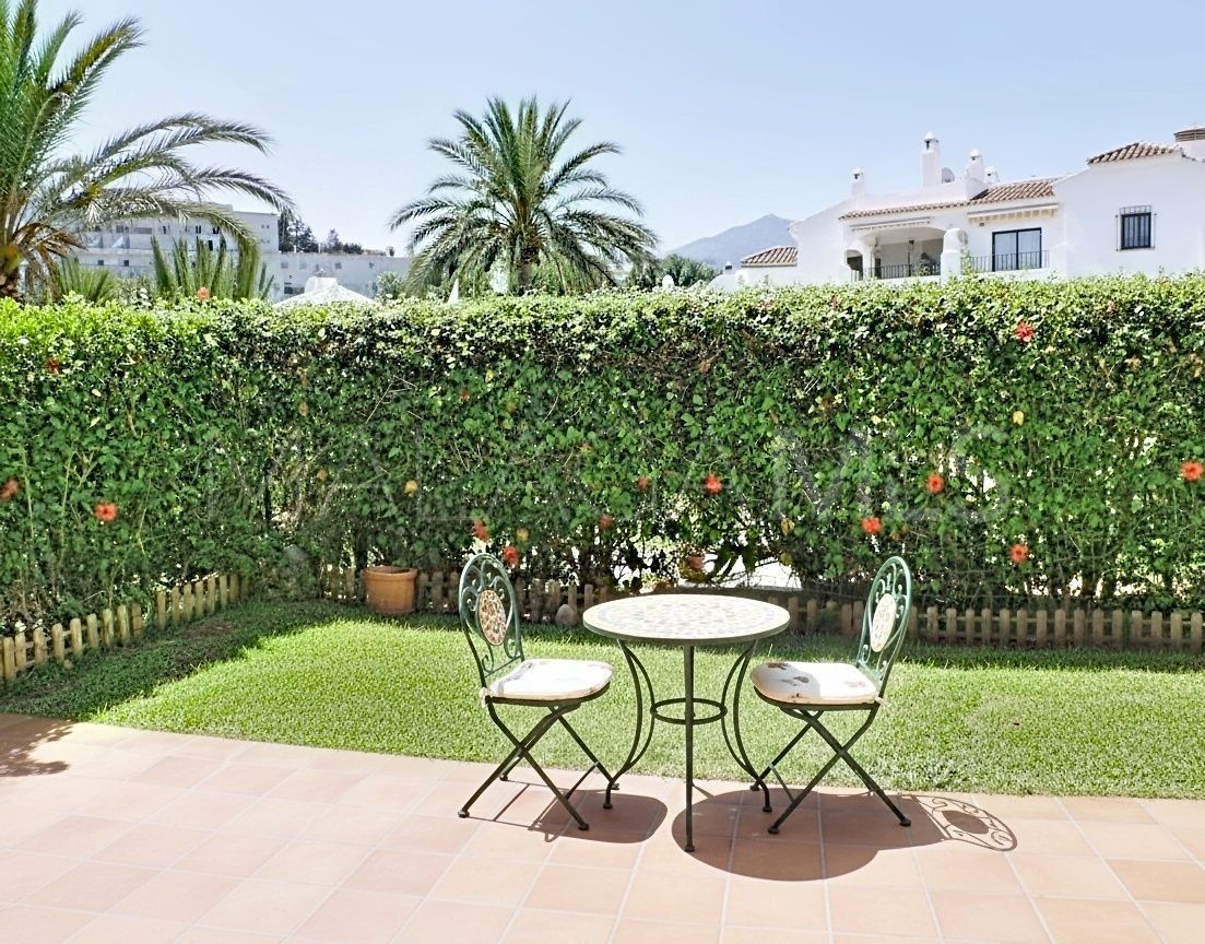 Radhus for sale in El Padron